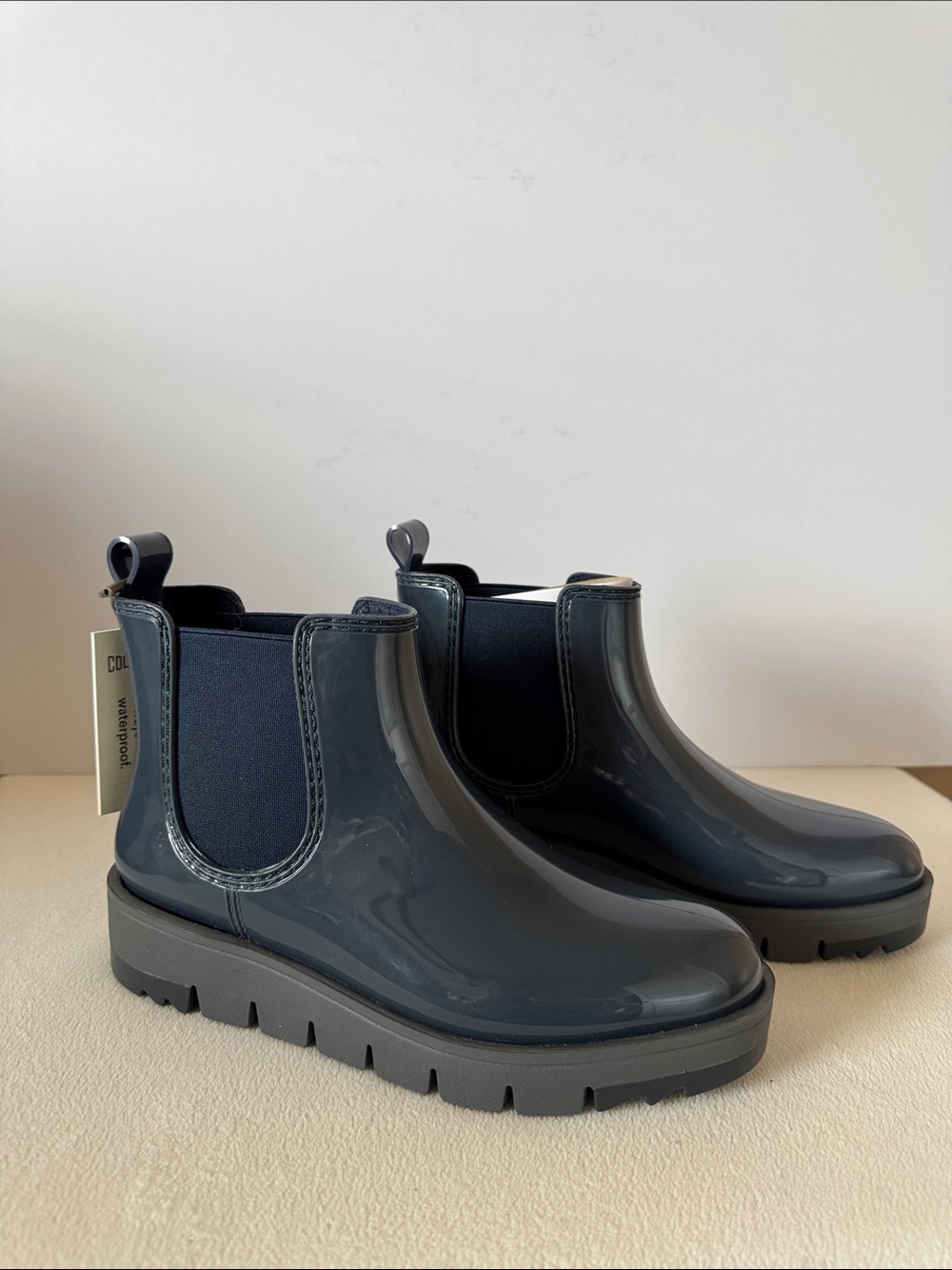 Cougar rain boots